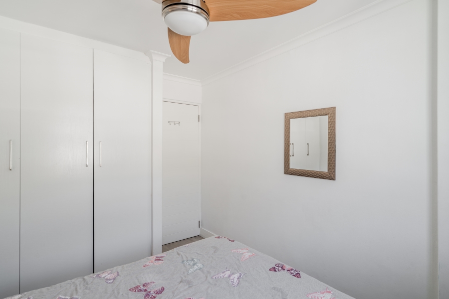 2 Bedroom Property for Sale in Zonnebloem Western Cape